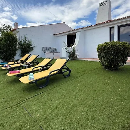 Moradia T2 Jacaranda Ferienhaus *